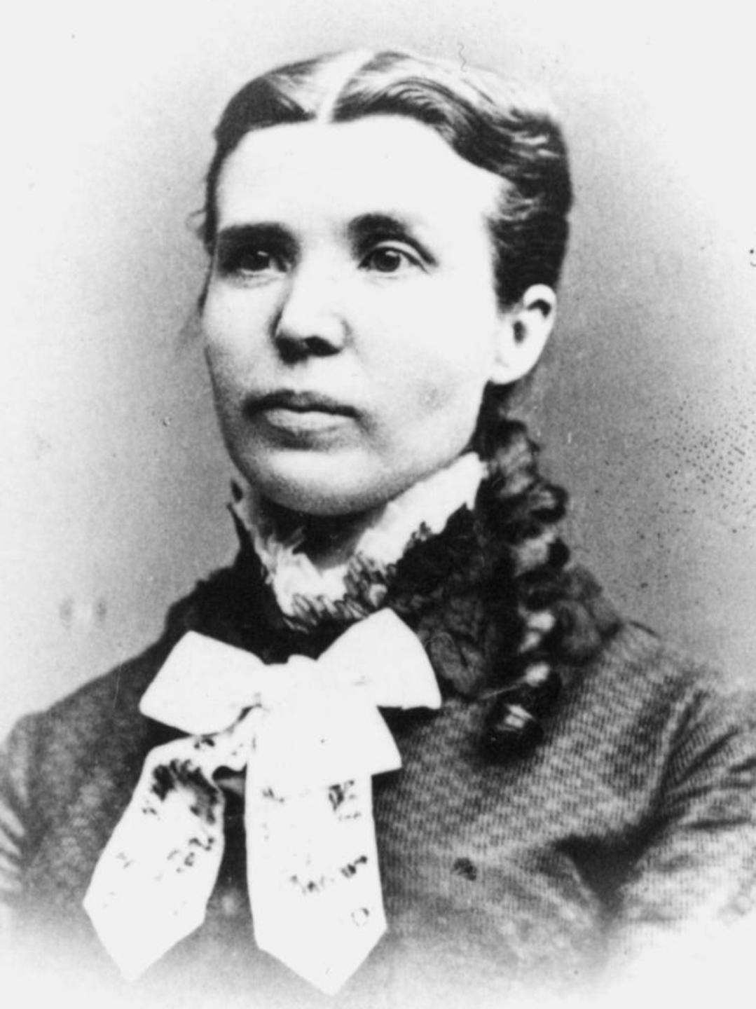 Elizabeth Bacon (1844 - 1928) Profile